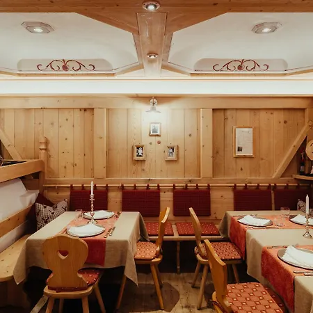 Apart Otel Stella Due Arabba